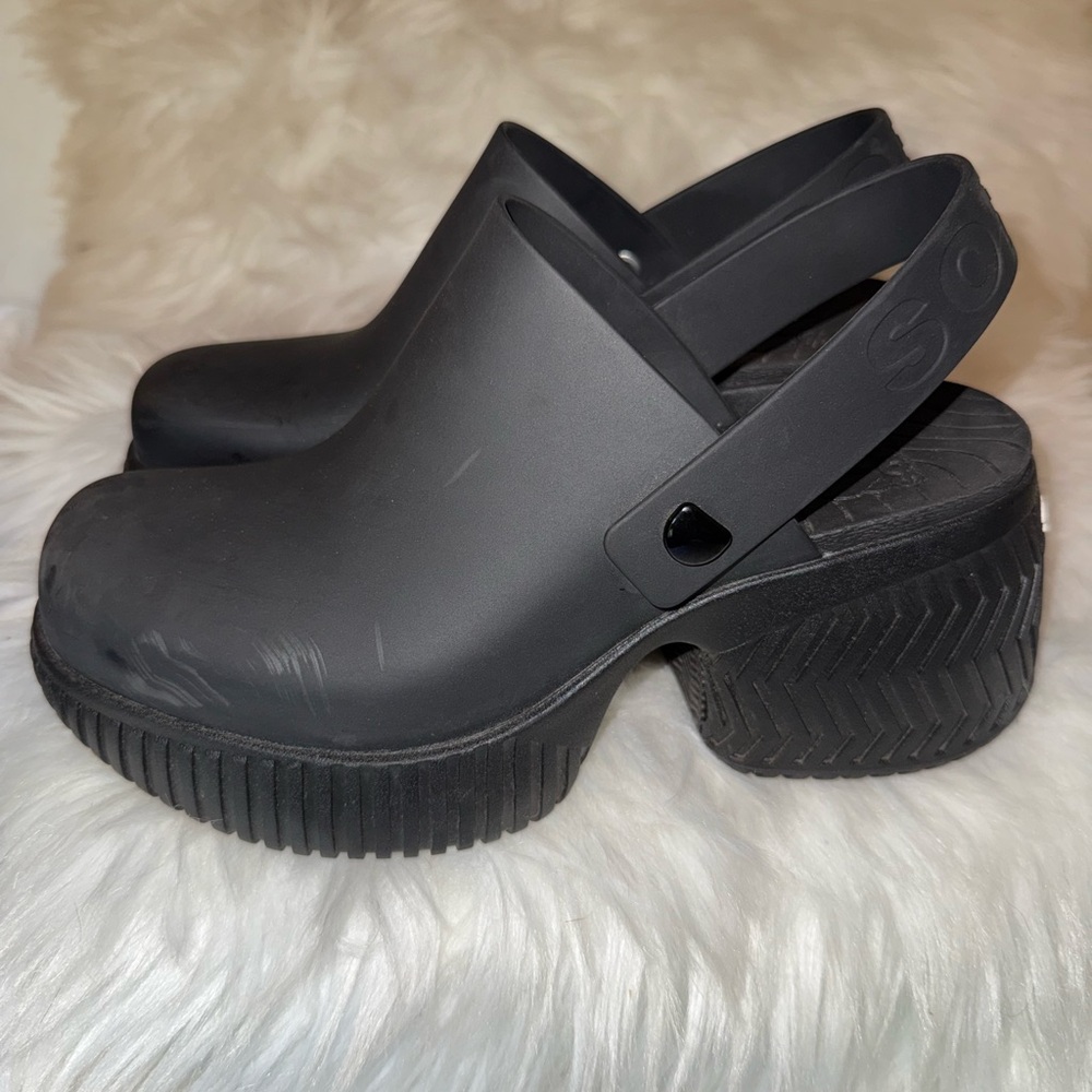 Sorel Women’s Ona Streetworks Clog 8, Excellent Condition. Waterproof.Worn once.